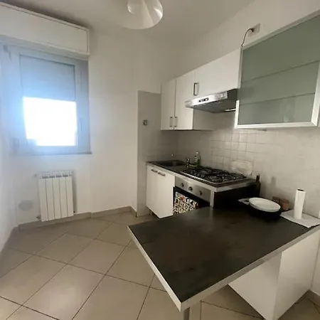 Appartamento Vicinissimo Alle Spiagge Appartement Savone
